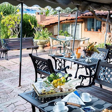 Accussi Bed & Breakfast Alcamo Marina Exterior photo